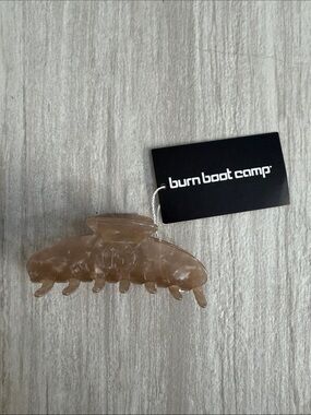 Burn Boot Camp Logo Brown Marbled Hair Claw Clip NWT workout hair